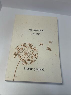 One Question A Day 3 Year Journal Guided Memory Book Reflection Gratitude Diary